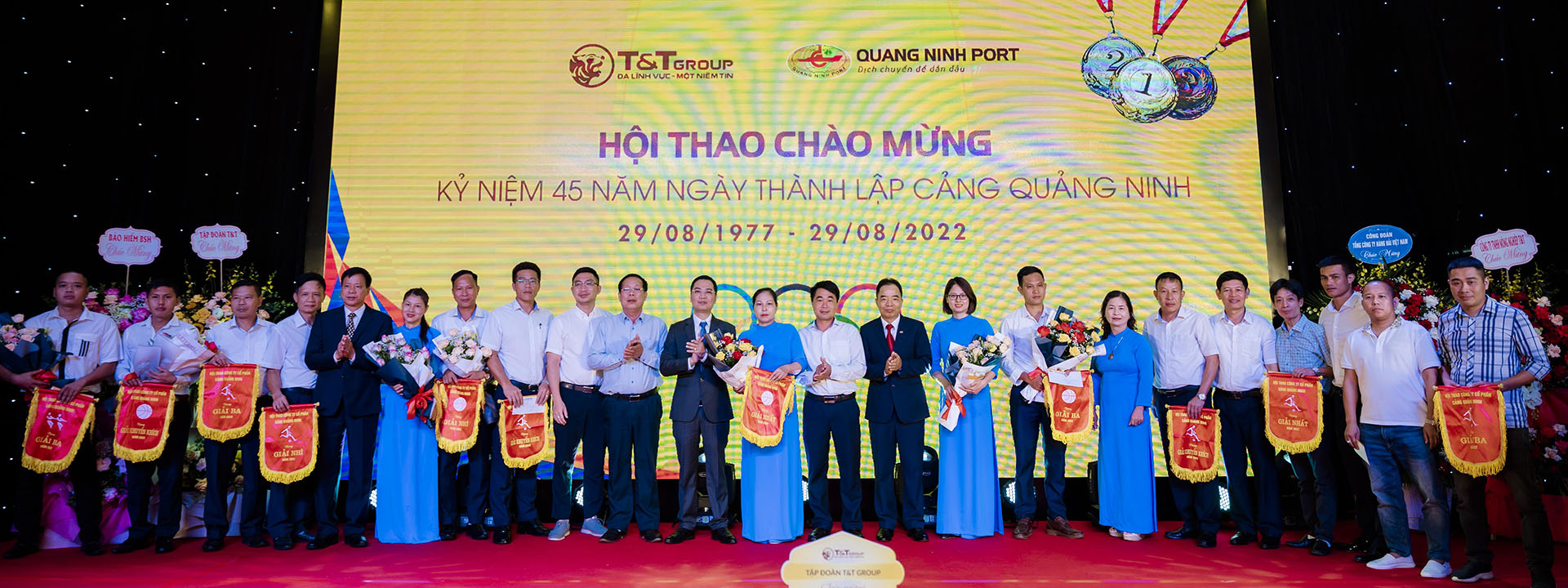 Record numbers of cargo handling in September 2022 at Quang Ninh Port