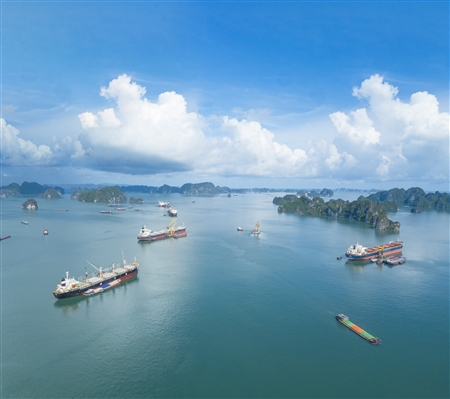Xây dựng Quảng Ninh trở thành trung tâm kinh tế biển, trung tâm logistics trọng điểm của cả nước, cửa ngõ trung chuyển của khu vực