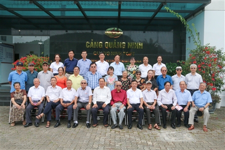 Lễ kỷ niệm 25 năm ngày thành lập Câu lạc bộ cán bộ hưu trí Cảng Quảng Ninh