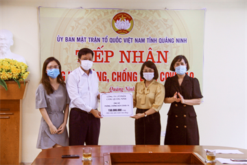 Cảng Quảng Ninh ủng hộ quỹ phòng, chống dịch COVID-19